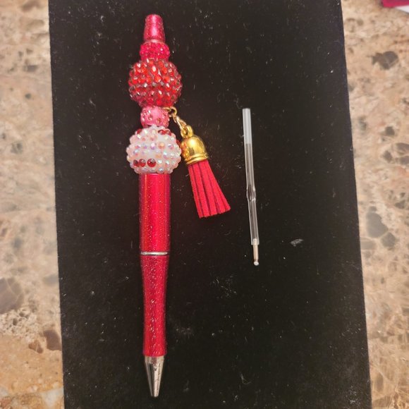 Unique Rhinestone pen (black inked)(refill included) - Picture 5 of 5